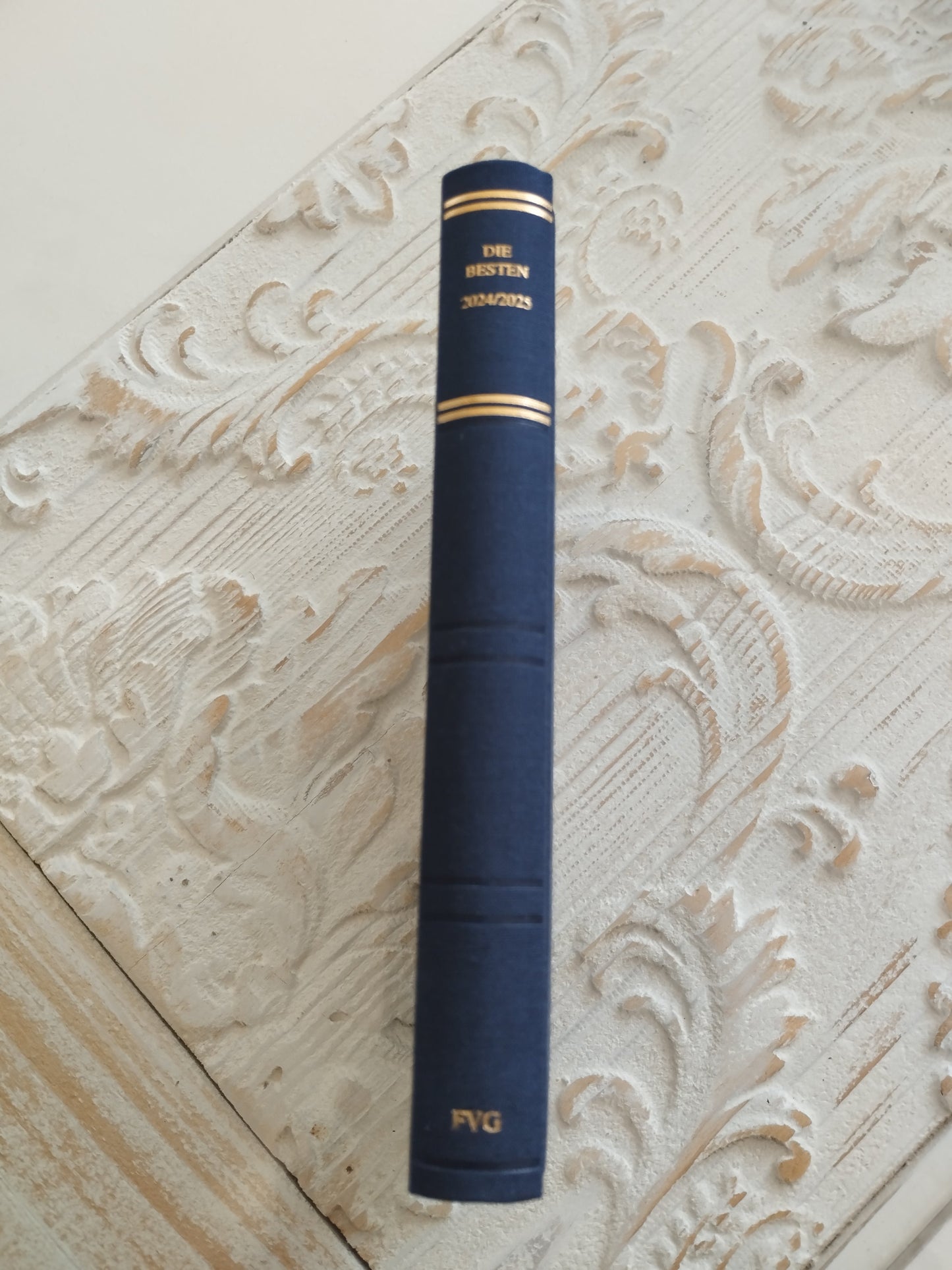 Ausgabe "Die besten Gedichte 2024/2025" - Lyrikband der Frankfurter Verlagsgruppe