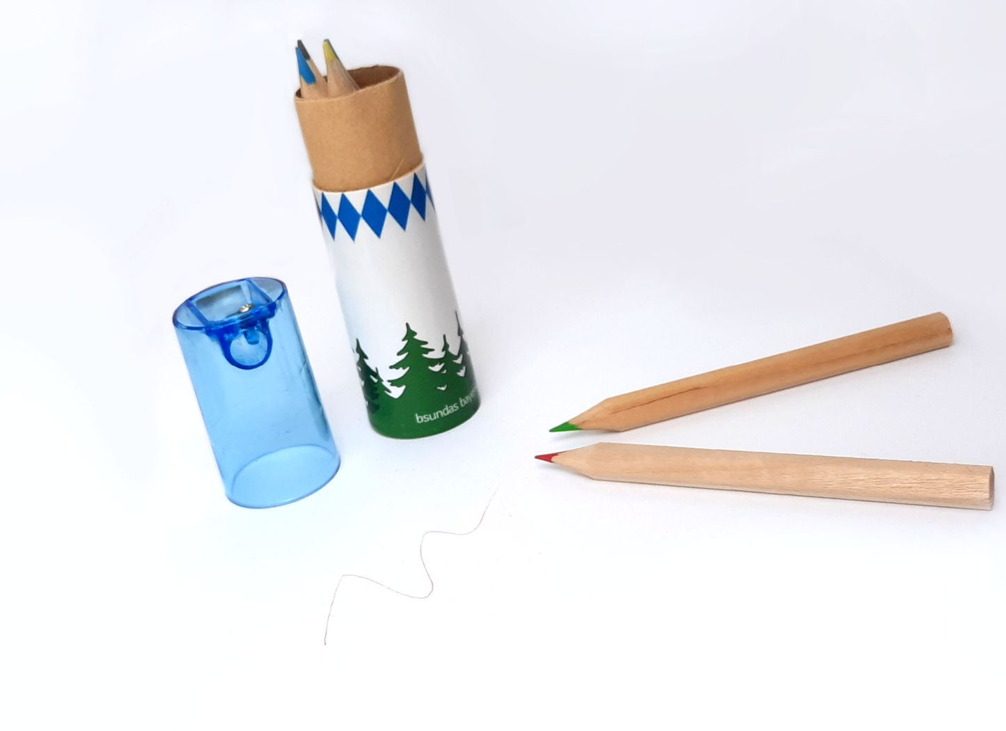 8 teiliges bayerisches Malset für Kinder inklusive Spitzer